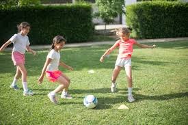 防守球员如何判断对手突破方向？